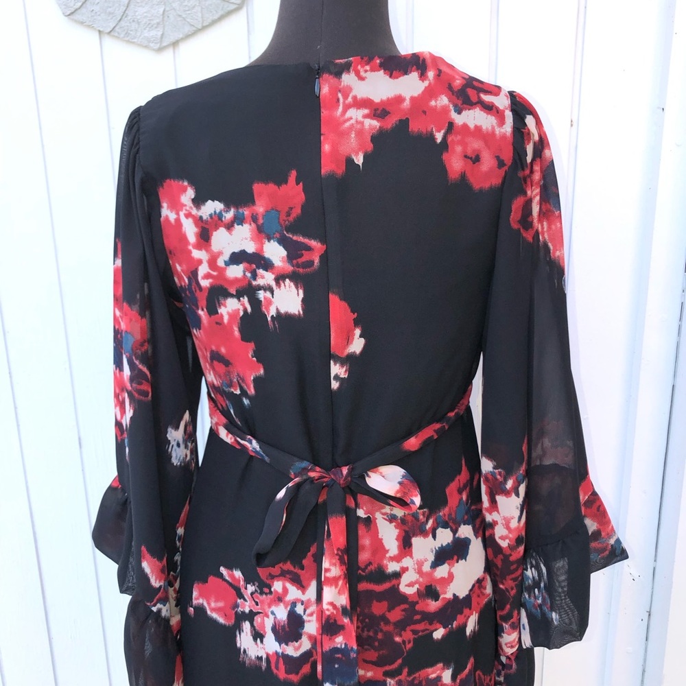 Betsey Johnson dress floral print surplice front size 2 black red bell sleeve - Picture 5 of 12